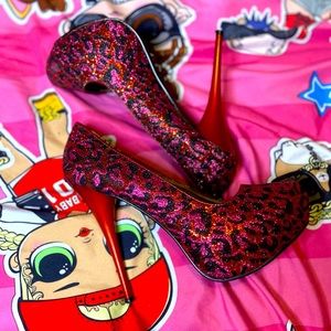 👠Shi by journeys pink and red cheetah heels👠